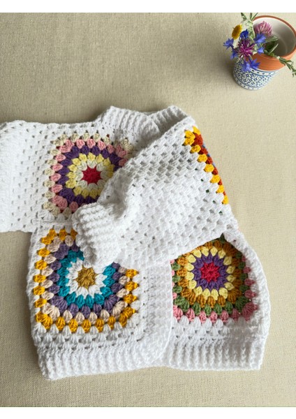 Dafne Dükkan El Örgüsü Motifli Bebek Hırkası Kroşe Hırka Crochet Granny Square Cardigan