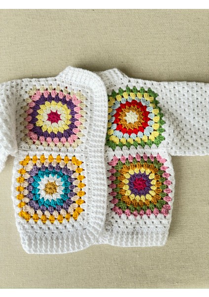 Dafne Dükkan El Örgüsü Motifli Bebek Hırkası Kroşe Hırka Crochet Granny Square Cardigan