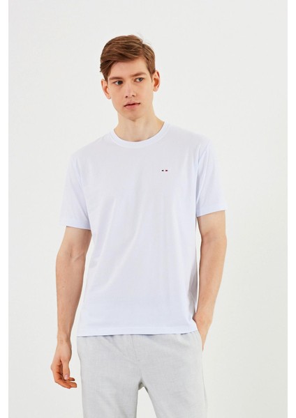 Erkek Bisiklet Yaka T-Shirt %100 Pamuk Nakış Detaylı Basic Beyaz Tişört fiyatları