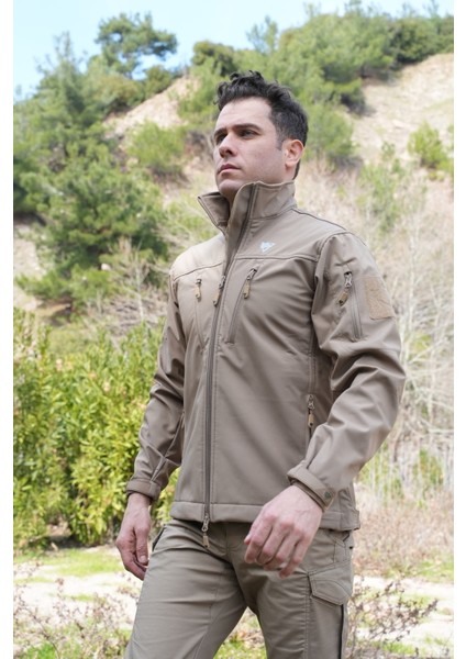 Wolftrap Tactical Softshell Mont Siyah, 7 Cepli Rüzgar Geçirmez Softshell Mont, Outdoor Siyah Mont