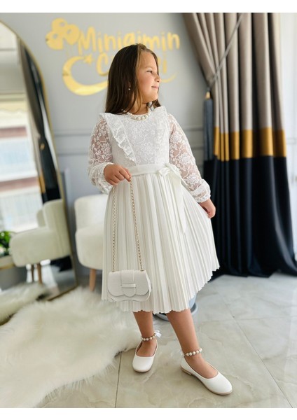 Dantel Detaylı Pileli Çanta ve Kolye Aksesuarlı kız abiye - Beyaz