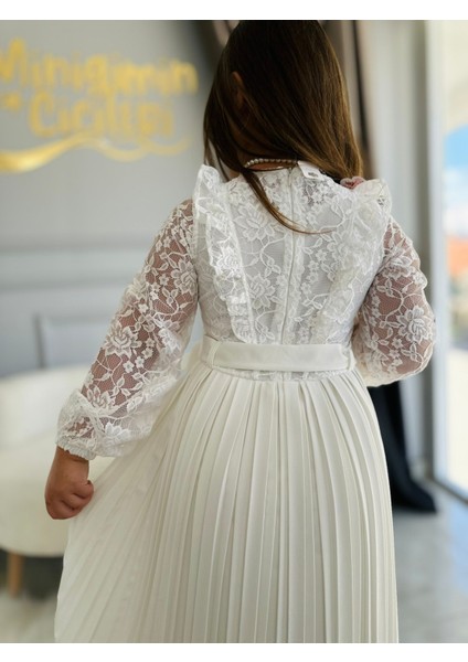 Dantel Detaylı Pileli Çanta ve Kolye Aksesuarlı kız abiye - Beyaz fırsatları