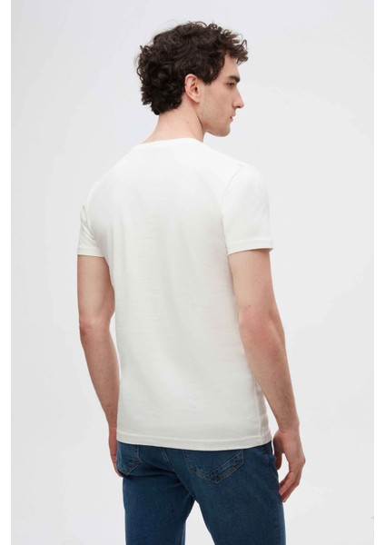 Slim Fit Beyaz Nakışlı T-Shirt 2EC1454060070 modelleri
