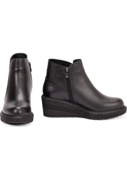 Kadın Hakiki Deri 5,5 cm Dolgu Topuklu Günlük Bot