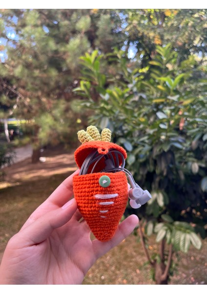 Amigurumi Örgü Havuç Kulaklık ve Kablo Koruyucu Aksesuar modelleri