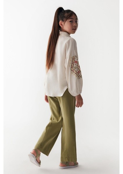 08-14 Yaş Kız Çocuk Krem Renk Kolları Nakışlı Gömlek modelleri