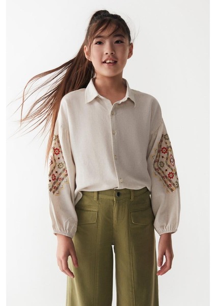 08-14 Yaş Kız Çocuk Krem Renk Kolları Nakışlı Gömlek indirimleri