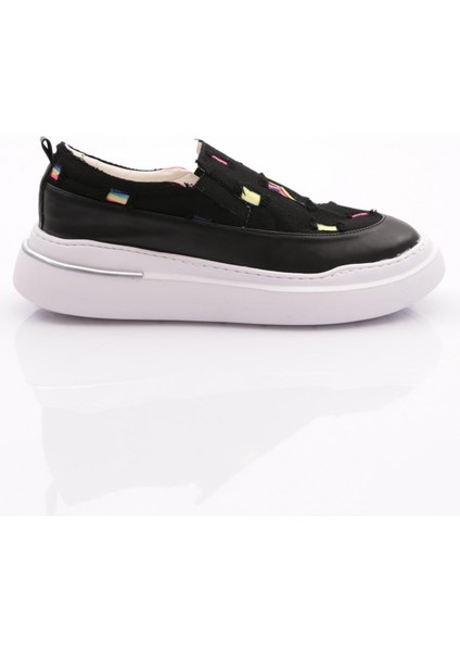 057 Kadin Lastikli Sneaker Ayakkabi