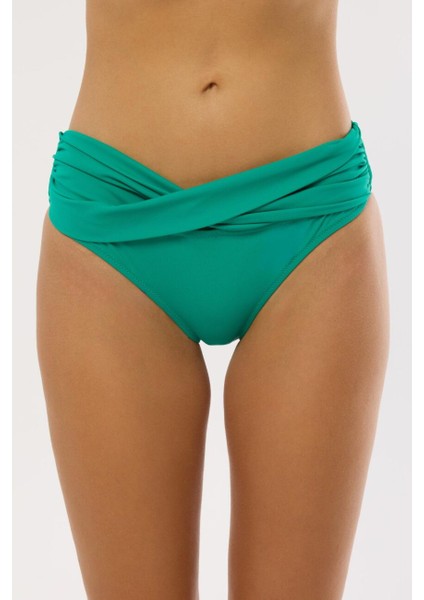 63052 Nil Yeşili Bikini Altı