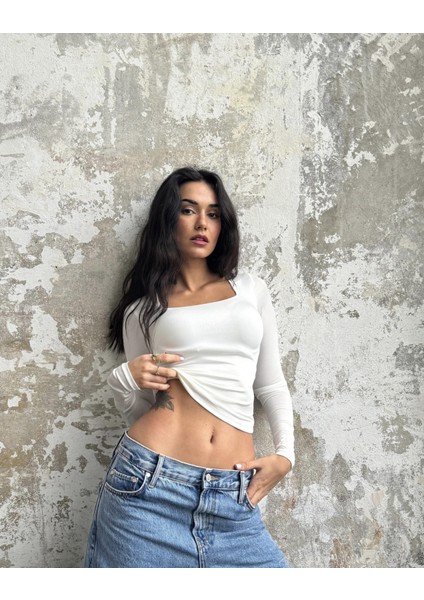 Beyaz Kare Yaka Uzun Kollu Slimfit Basic Body 27053