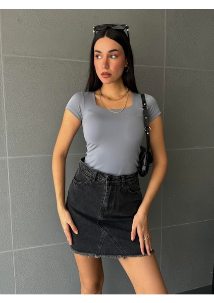 Gri Kare Yaka Kısa Kollu Slimfit Basic Body 27174 fiyatları