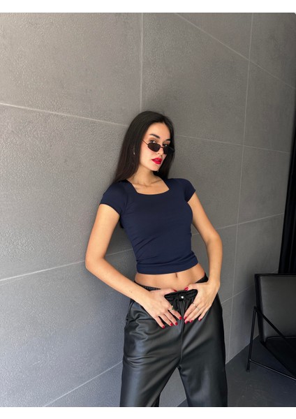 Lacivert Kare Yaka Kısa Kollu Slimfit Basic Body 27174 fırsatları