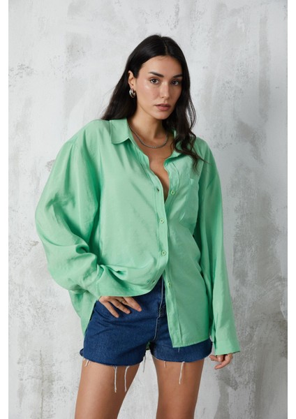 Yeşil Düşük Omuzlu Cep Detaylı Oversize Gömlek 27090 fiyatları