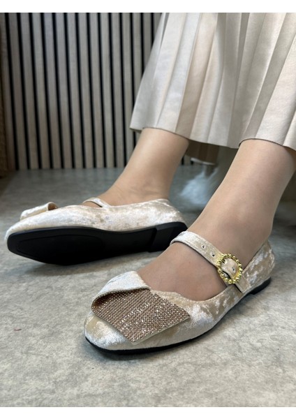 Günlük Kadın Kadife Taşlı Balerin Babet Tek Bantlı Tokalı Oval Burun Tırtıklı Taban Ayakkabı 285 fırsatları
