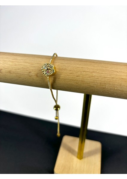 Renkli Taş Detaylı Ayak Motifli Asansör Zirkon Bileklik - Doğanın Incelikleri ve Modern Stil fırsatları