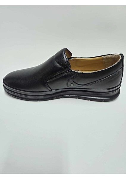 Deri Bağcıksız Siyah Yazlık Erkek Ayakkabı C-56598 modelleri
