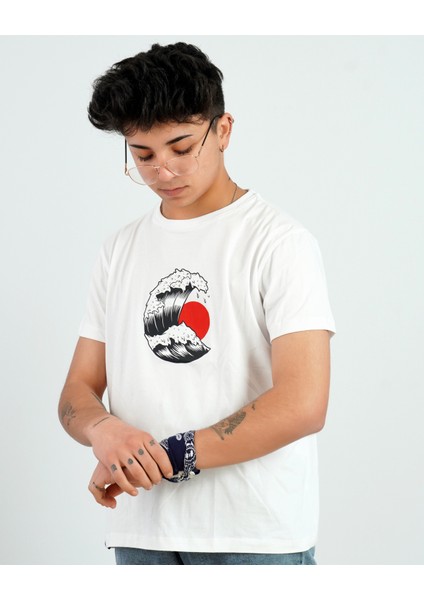 Wave Baskılı Oversize Beyaz Tişört fiyatları