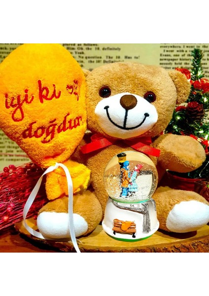 Iyi Ki Doğdun Peluş Ayıcık ve Işıklı Kar Küresi Doğum Günü Hediyesi