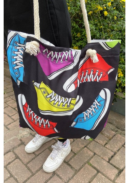 069 2500 Figür Desenli Fermuarlı Plaj Çantası Ayakkabı Desenli Standart modelleri