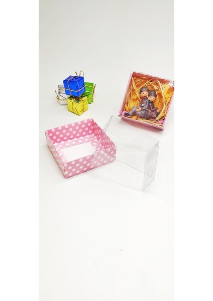 Beyaz Puantiyeli Pembe Asetat Kutu 10'lu - 8X8X3 cm fırsatları
