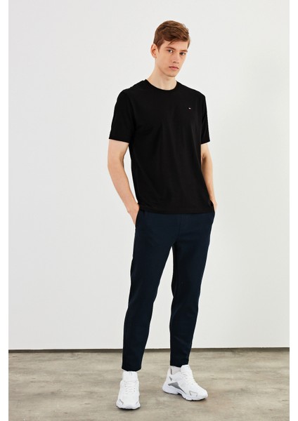 Erkek Bisiklet Yaka T-Shirt %100 Pamuk Nakış Detaylı Basic Siyah Tişört MTLCE89