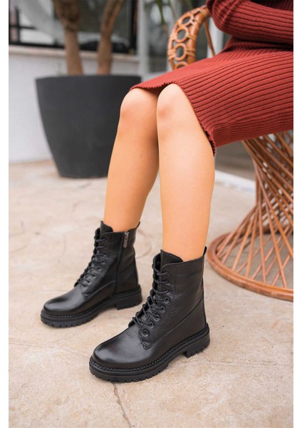 Nicole Bağcıklı Hakiki Deri Kadın Postal Siyah fiyatları