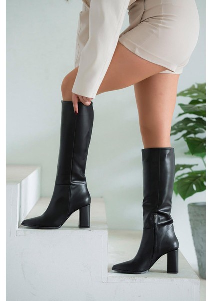 Fely Kadın Deri Fermuarlı Çizme Siyah indirimleri