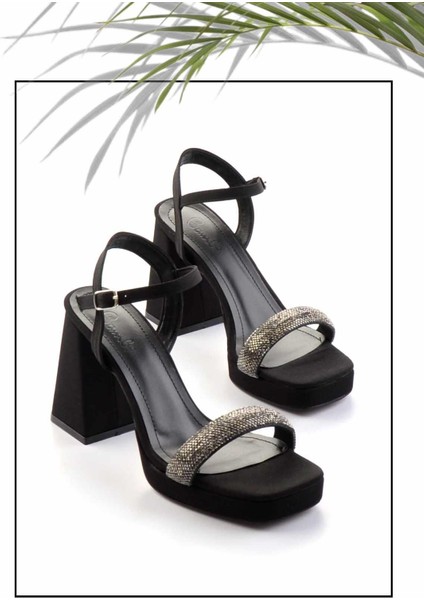 Mat Siyah Siyah Taşlı Kadın Abiye Ayakkabı K05215164338