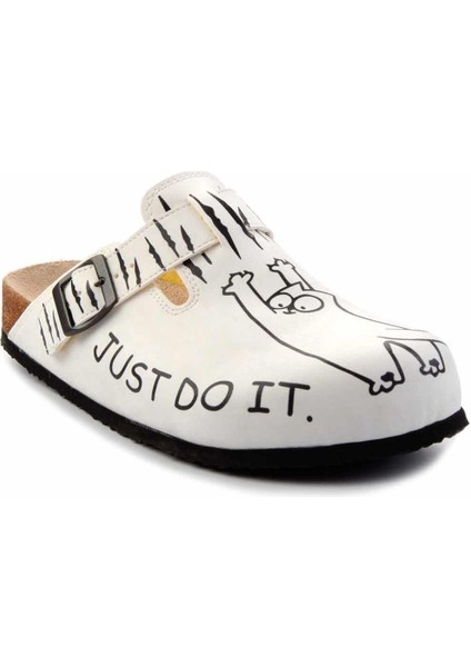 Beyaz Kadın Terlik Suni Deri Malzeme ile Günlük Kullanım için Konforlu Tasarım fiyatları