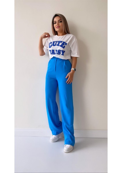 Kabartmalı Cute Daisy Tişört Ekru Mavi modelleri