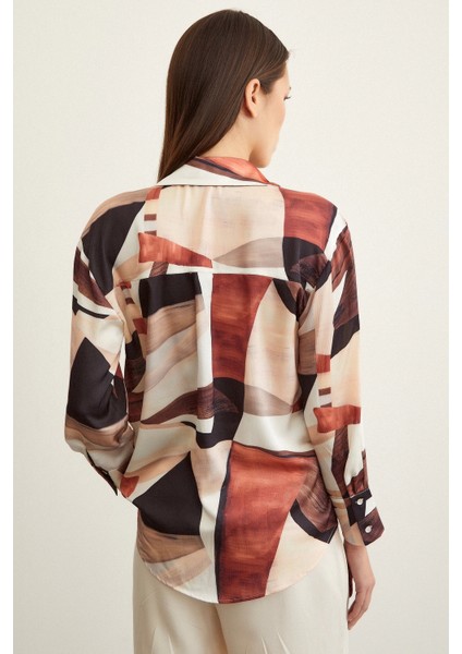 Desenli V Yaka Gömlek Kahve fırsatları