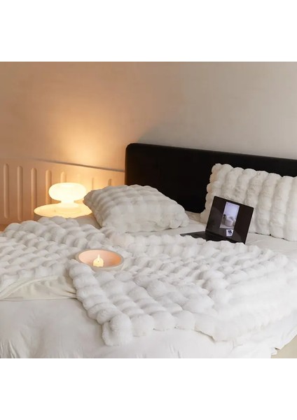 Tek Kişilik Kalın Tavşan Peluş Tv Battaniyesi (1 Adet) Çok Yumuşak fiyatları