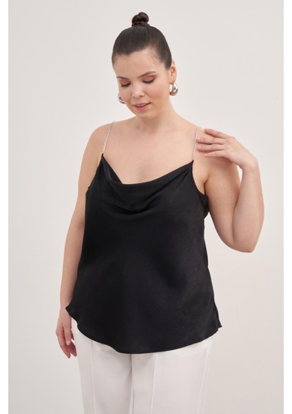 Saten Zincirli Degaje Yaka Bluz