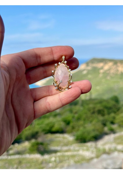 Doğaltaş Otantik Pembe Kuvars Taşı Kolye