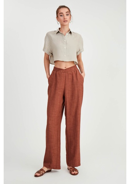 Beli Çapraz Lastik Detaylı Pantolon modelleri