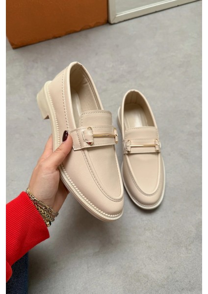 Maryana Nude Metal Aksesuarlı Loafer