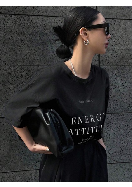 Kadın Siyah Energy Attitude Baskılı Oversize Tişört
