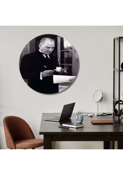 Yuvarlak Temperli Gerçek Cam Tablo Kahve Içen Atatürk