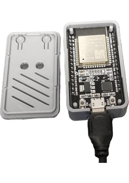 ESP32 Elektronik Devre Kutusu