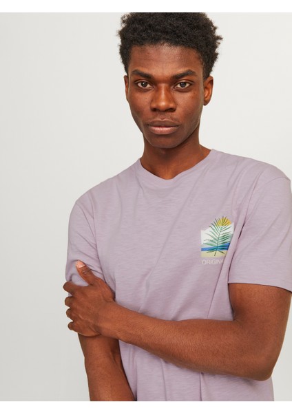 Erkek Gögüste Logo Baskili Kisa Kollu Tisört - Aruba fırsatları