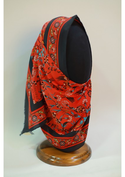 Kırmızı Lacivert Medine Ipek Eşarp Şal