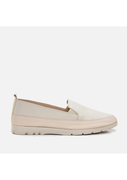 01AYH283870A330  Deri Naturel Kadın Loafer