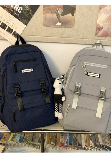 Yeni Basit Moda Rahat Sırt Çantası Büyük Kapasiteli Üniversite Öğrencisi Sırt Çantası Bilgisayar Seyahat Sırt Çantası Dayanıklı Okul Çantası (Yurt Dışından) fırsatları