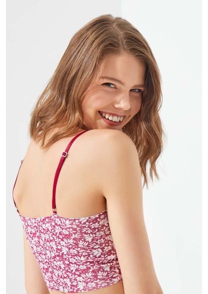 Pembe Çiçek Desenli Ayarlanabilir Askılı Lazer Kesim Kadın Crop Büstiyer fiyatları