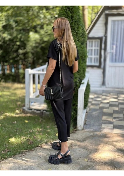 Kadın Kısa Kollu V Yaka Ribana Detay Iki Iplik Kumaş Rahat Ikili Takım modelleri