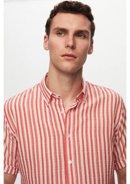 Slim Fit Kırmızı Gofre Çizgili Kısa Kollu Yazlık Gömlek 8HC02ORT04265 modelleri