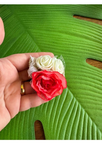 5x5 cm 3 Güllü Tasarım Yaka Iğnesi Türban Giyim Aksesuarı Broş fiyatları