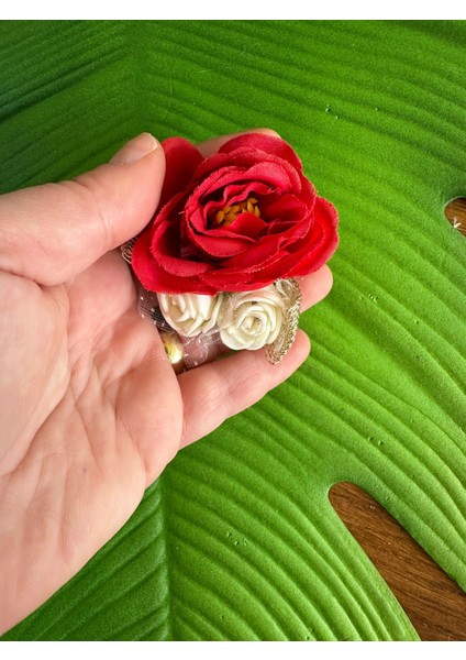6x5 cm Kırmızı Beyaz Güllü Iğneli Broş Yaka Iğnesi Türban Giyim Aksesuarı