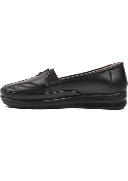 195 Siyah Kadın Günlük Ayakkabı fiyatları