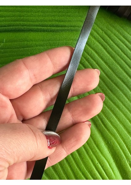05 mm Siyah Deri Şerit Dikiş Giyim Aksesuarı